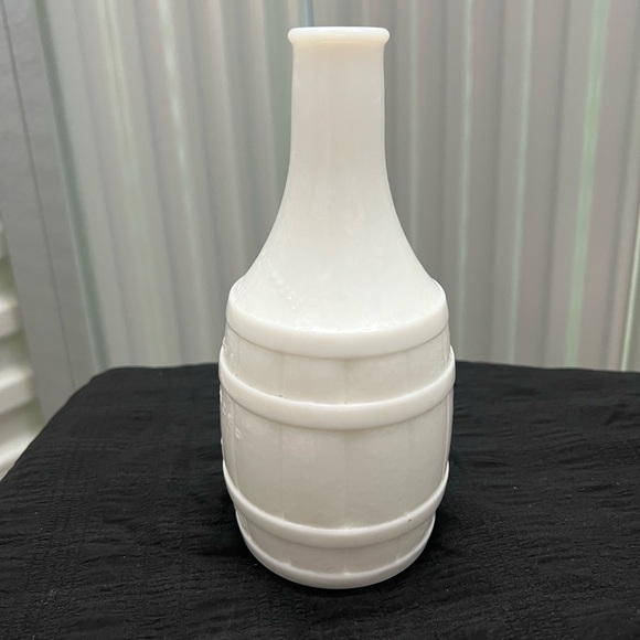 milk glass bottle Root Bitters Vintage - Picture 4 of 7